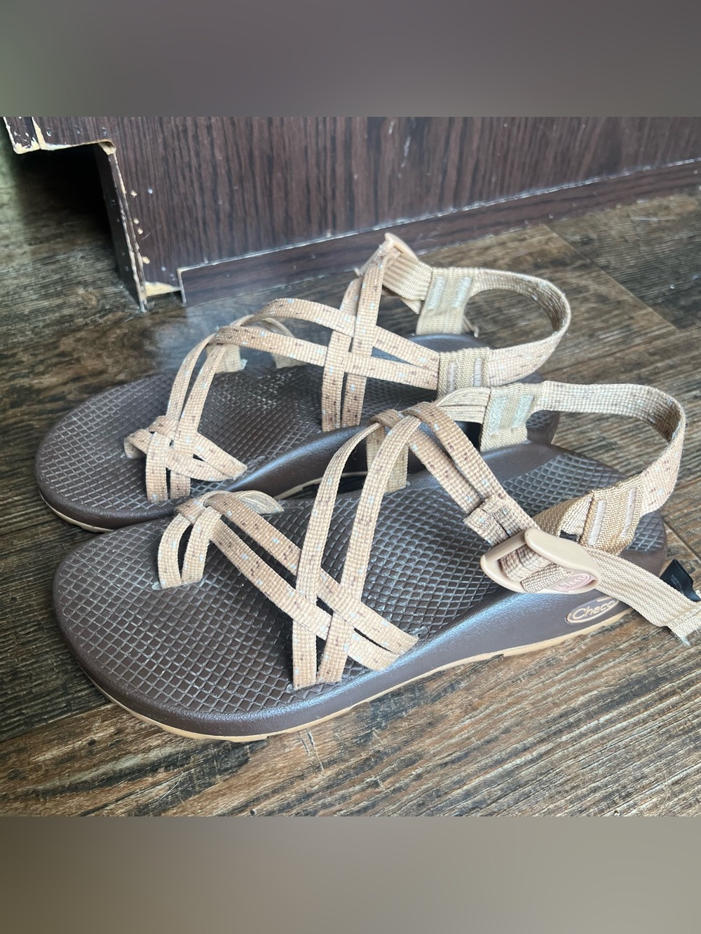 Chaco ZX2 Loop Toe Strappy Hiking Sport Classic Sandal Crumble Doe Size 9 Adjust